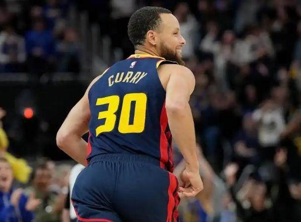 模拟器-库里千数三分达成便夺冠 勇士已有支撑定律的资本